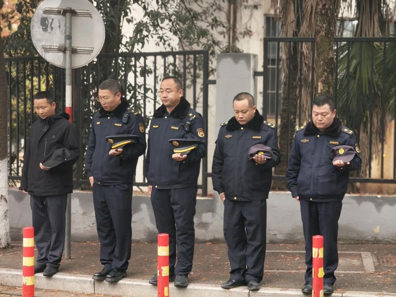 2e33eb85635ac556109e52c12cf05092